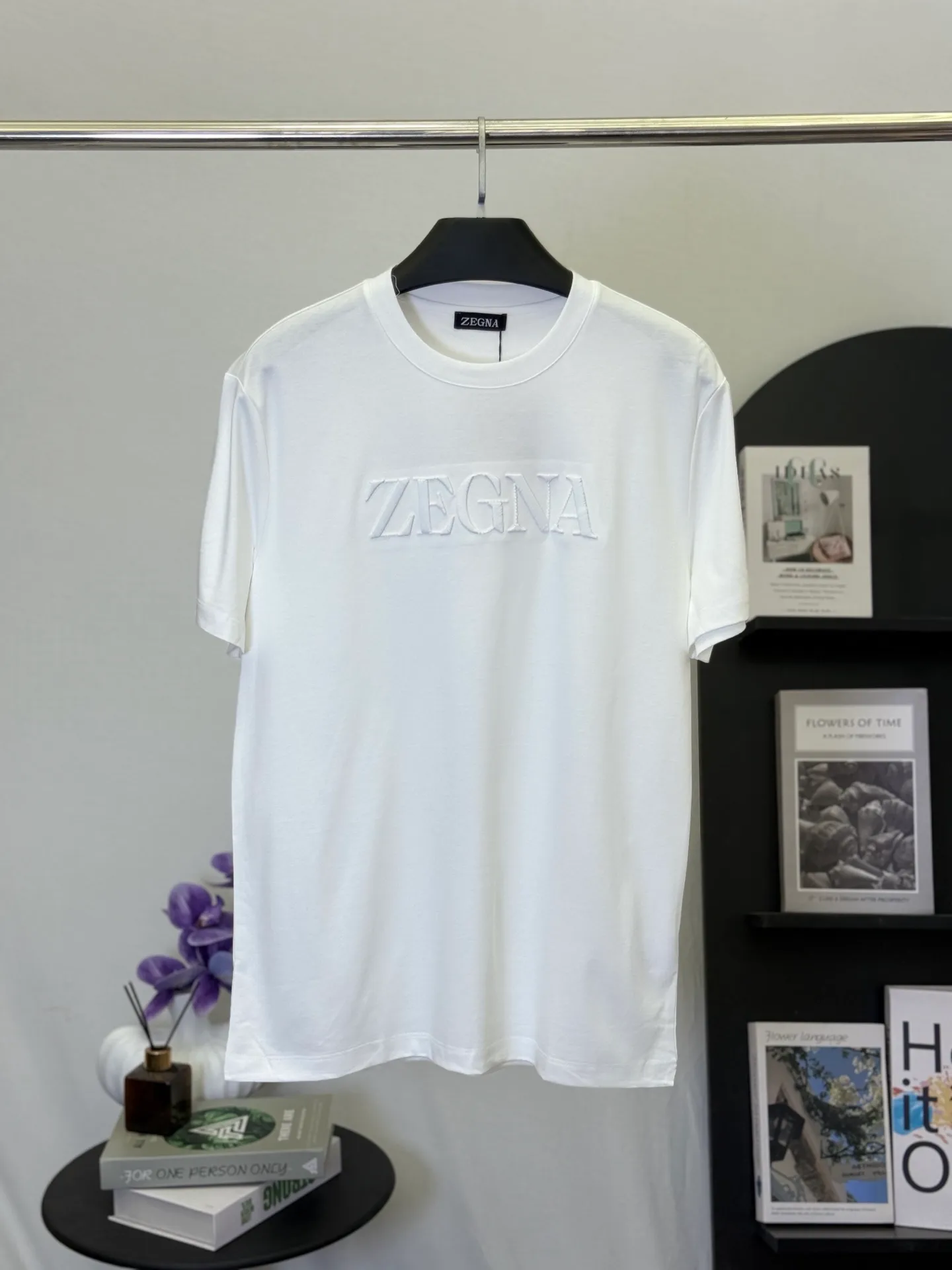 💋 ZEGNA White Logo T ， T 。 Logo， ， ， get 。 ， ， ， “ ”。 ， ， 、 hold ， T， 。 M-3XL